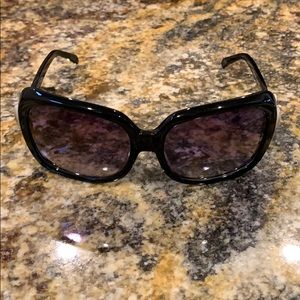 CHANEL Bow Sunglasses